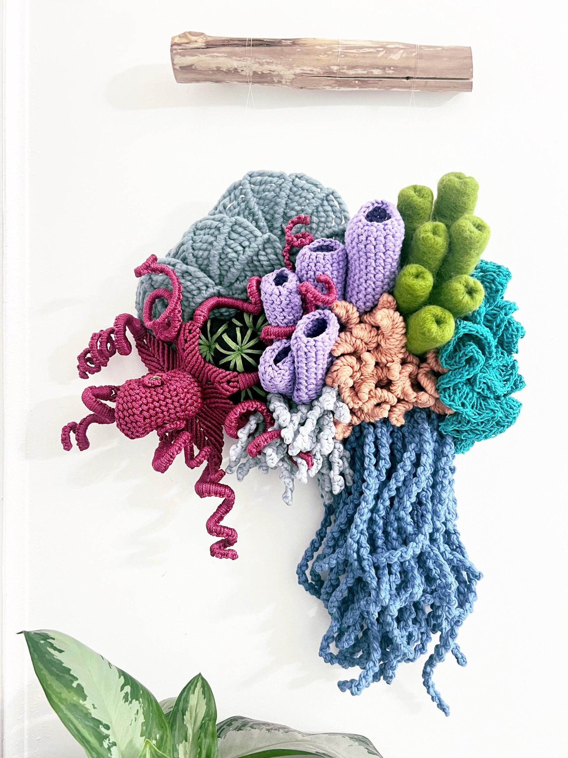 COMMISSION ONLY//Octopus Art/ Small Macrame Ocean art/Coral reef art/ Nautical wall art/Macrame barrier reef/macrame corals/ Macrame Octopus