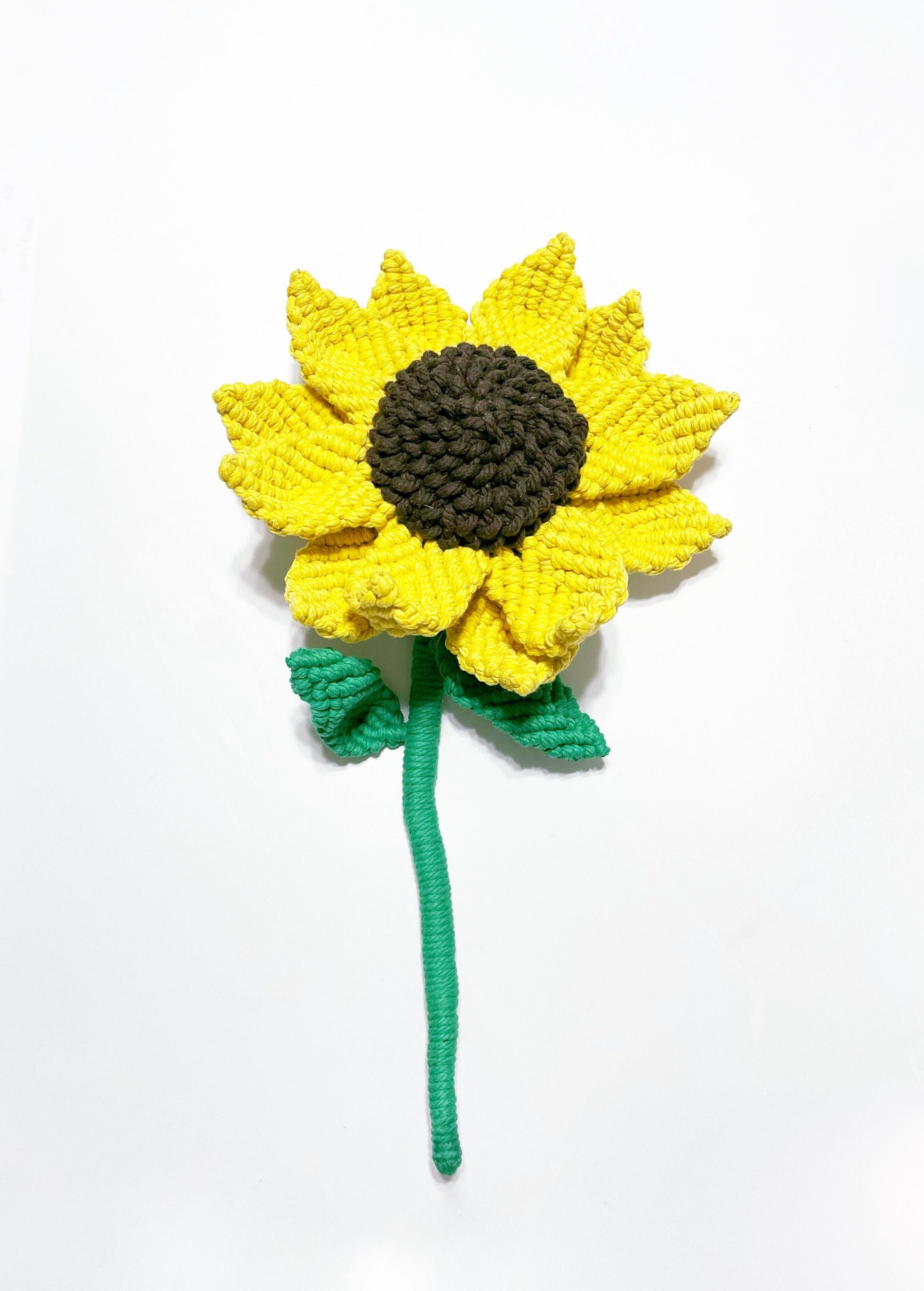 Giant macrame sunflower/flower/Fiber Flower